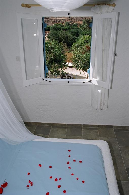 Votsalo Villa Pomos Pokoj fotografie