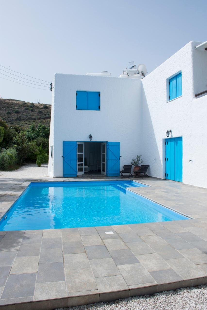 Votsalo Villa Pomos Exteriér fotografie