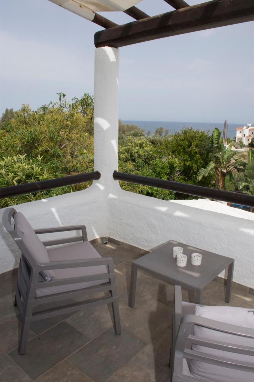Votsalo Villa Pomos Exteriér fotografie